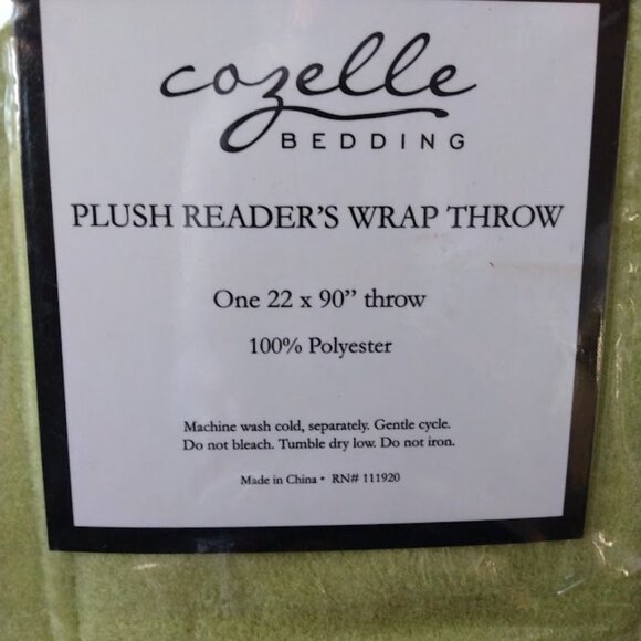 Cozelle Bedding Plush Reader's Wrap Throw Lime Green New in Package - Picture 2 of 6